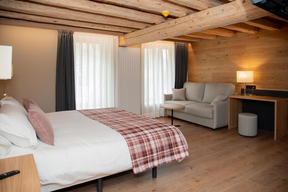Hotel Roya 3*