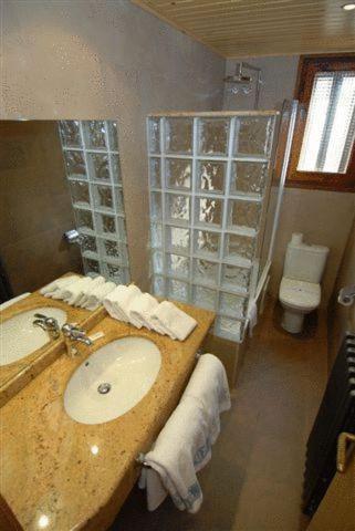 Roya Hotel 3*